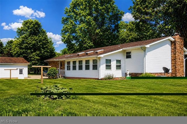 550 Emmaus Road, Belpre, OH 45714