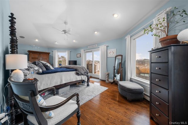 243 S Dunton Avenue, East Patchogue, NY 11772