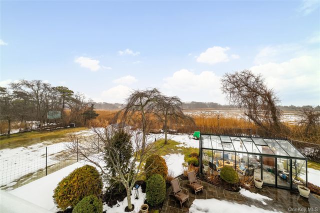 243 S Dunton Avenue, East Patchogue, NY 11772