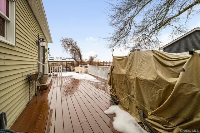 243 S Dunton Avenue, East Patchogue, NY 11772