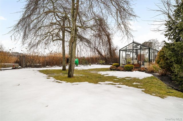 243 S Dunton Avenue, East Patchogue, NY 11772