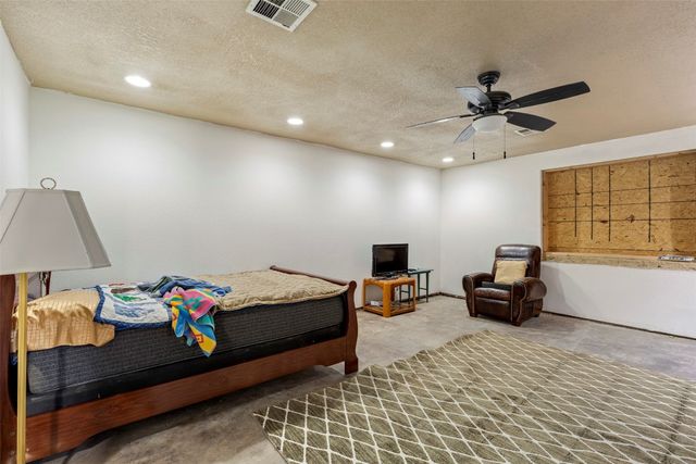 3505 N Bryant Avenue, Edmond, OK 73034