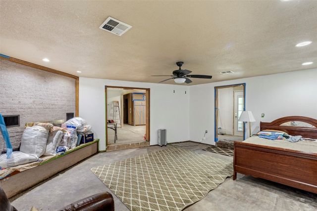 3505 N Bryant Avenue, Edmond, OK 73034