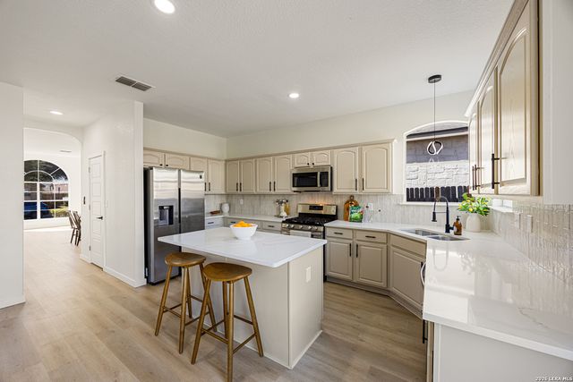 8907 Imperial Cross, Helotes, TX 78023