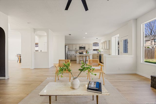 8907 Imperial Cross, Helotes, TX 78023