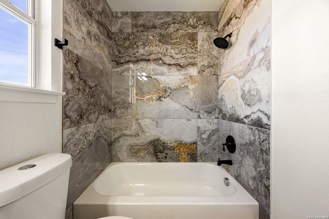 8907 Imperial Cross, Helotes, TX 78023