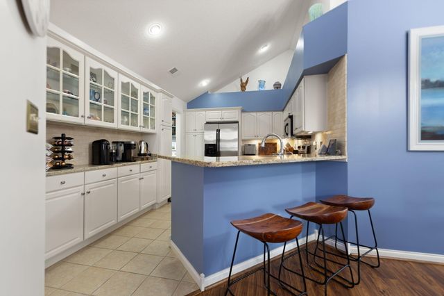 371 Chateau Place, Bronston, KY 42518