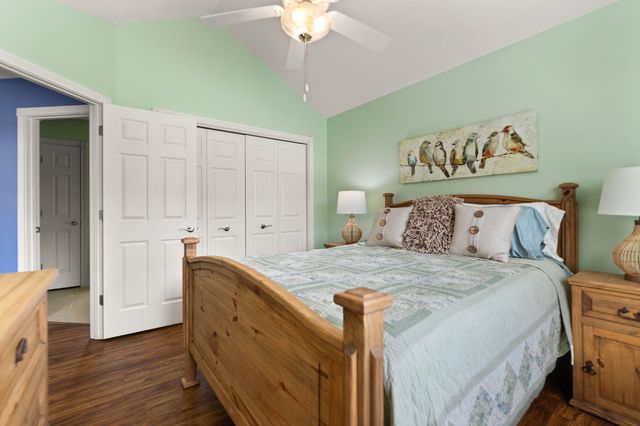 371 Chateau Place, Bronston, KY 42518