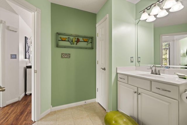 371 Chateau Place, Bronston, KY 42518