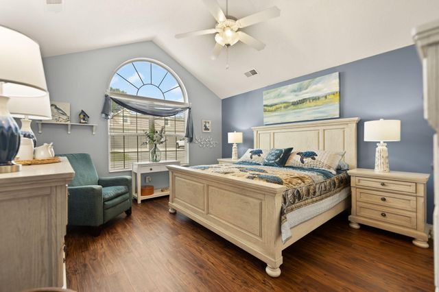 371 Chateau Place, Bronston, KY 42518