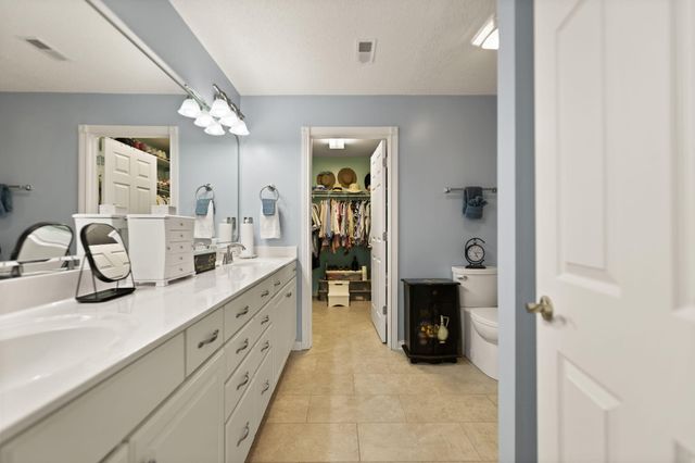 371 Chateau Place, Bronston, KY 42518