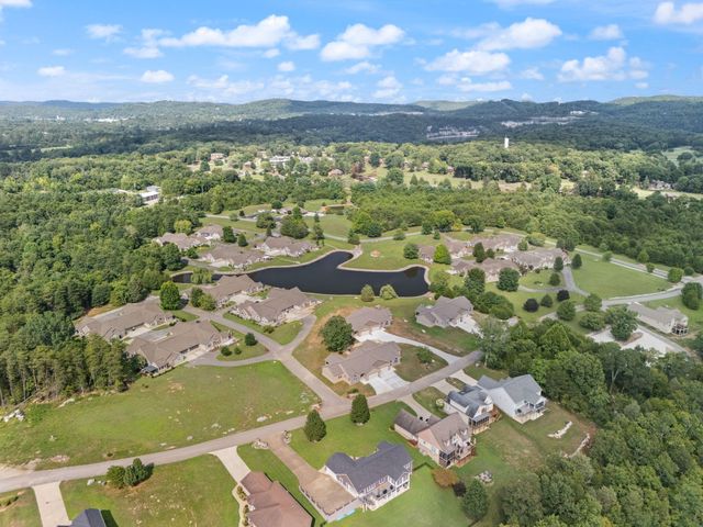 371 Chateau Place, Bronston, KY 42518