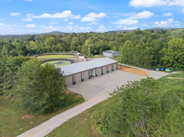 371 Chateau Place, Bronston, KY 42518