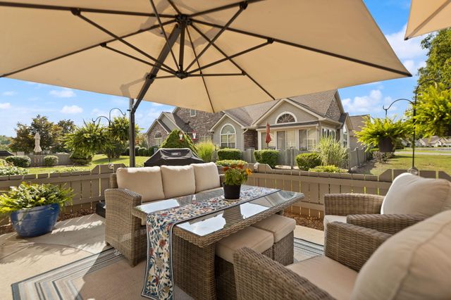 371 Chateau Place, Bronston, KY 42518