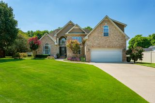 611 Concord Cir, Murfreesboro, TN 37129