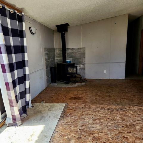 10832 Carter Road, Freeland, MI 48623