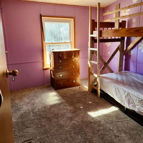 10832 Carter Road, Freeland, MI 48623