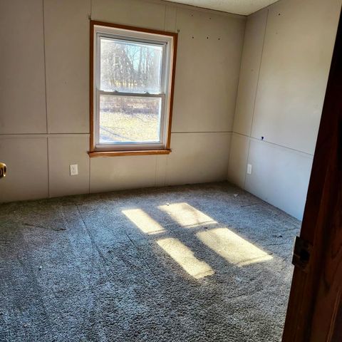 10832 Carter Road, Freeland, MI 48623