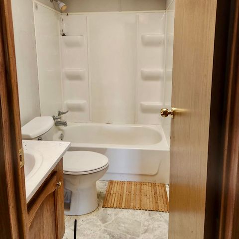 10832 Carter Road, Freeland, MI 48623