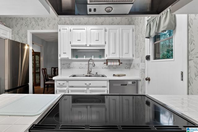 5008 INDIAN VALLEY ROAD, Birmingham, AL 35244