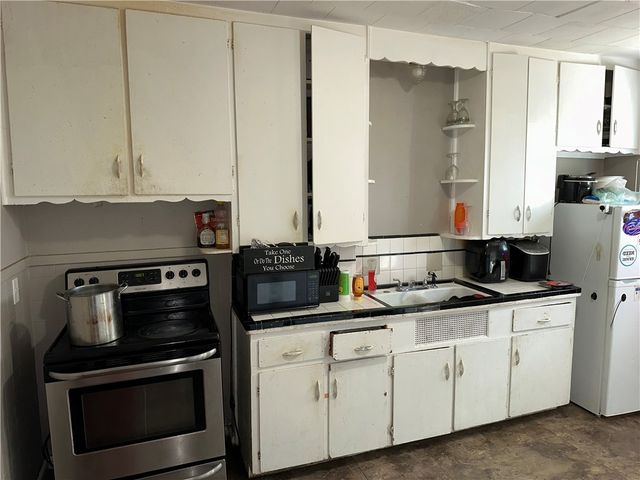 105-107 Avenue E, Rochester, NY 14621