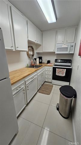 2857 N Los Felices, Palm Springs, CA 92262