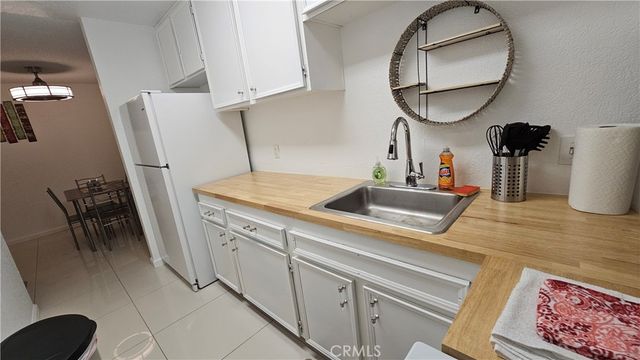 2857 N Los Felices, Palm Springs, CA 92262