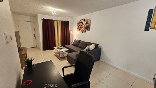2857 N Los Felices, Palm Springs, CA 92262