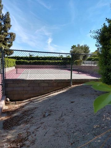 2857 N Los Felices, Palm Springs, CA 92262