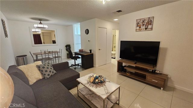 2857 N Los Felices, Palm Springs, CA 92262