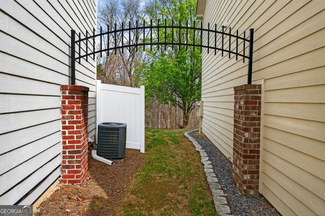 346 Highland Pointe Circle E, Dawsonville, GA 30534