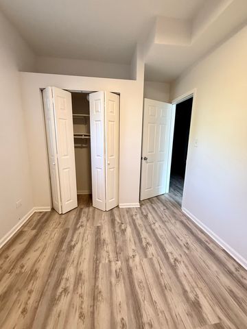 4226 W Ogden Avenue, Chicago, IL 60623