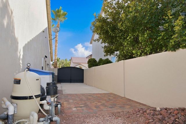 296 Great Duke Avenue, Las Vegas, NV 89183