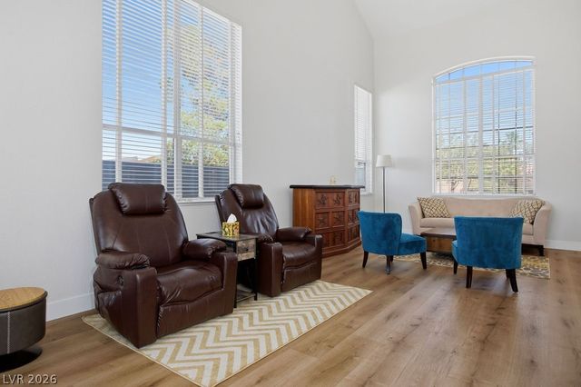 296 Great Duke Avenue, Las Vegas, NV 89183