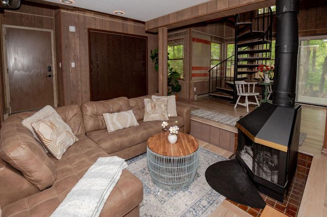 59254 Dove Lane, Three Rivers, MI 49093
