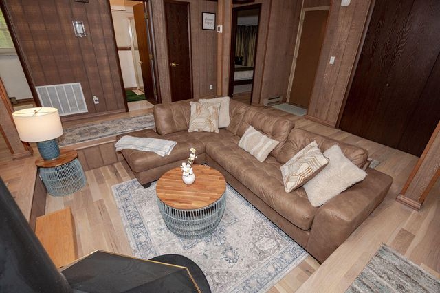 59254 Dove Lane, Three Rivers, MI 49093