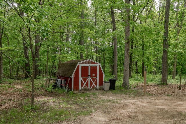 59254 Dove Lane, Three Rivers, MI 49093