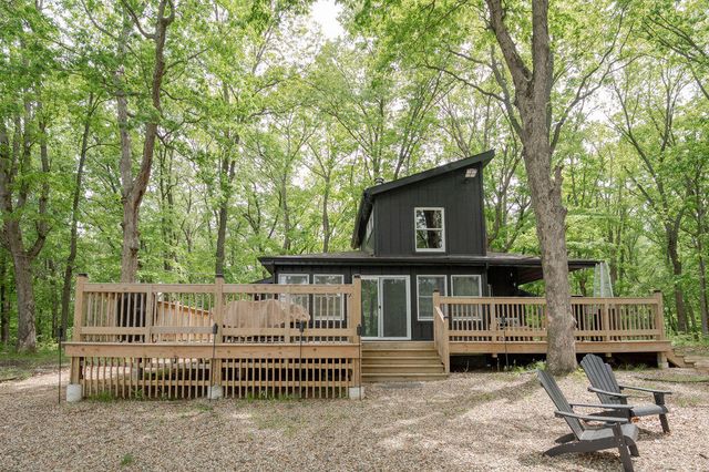 59254 Dove Lane, Three Rivers, MI 49093