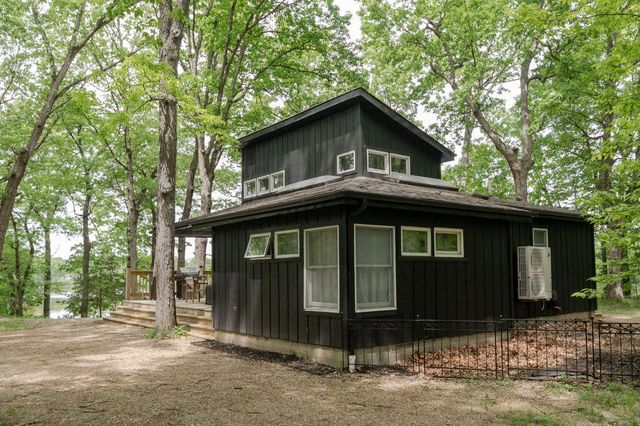 59254 Dove Lane, Three Rivers, MI 49093
