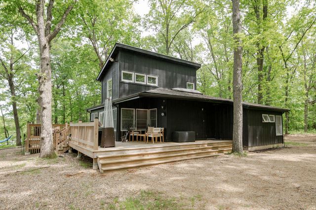 59254 Dove Lane, Three Rivers, MI 49093
