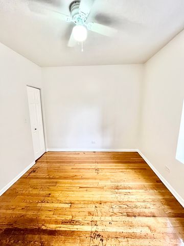 3918 W Augusta Boulevard 2, Chicago, IL 60651