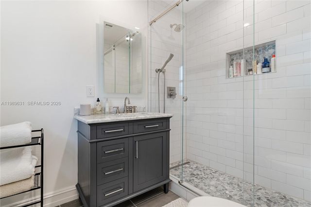 426 Hardee Rd, Coral Gables, FL 33146