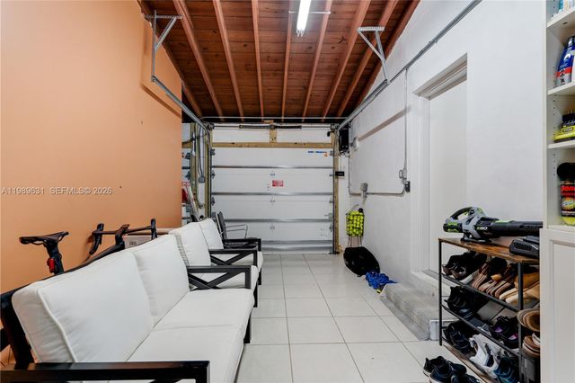 426 Hardee Rd, Coral Gables, FL 33146