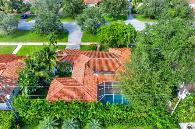 426 Hardee Rd, Coral Gables, FL 33146