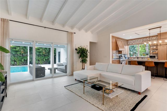 426 Hardee Rd, Coral Gables, FL 33146