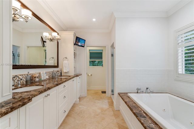 426 Hardee Rd, Coral Gables, FL 33146