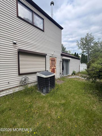 1346 Ventura Drive, Lakewood, NJ 08701