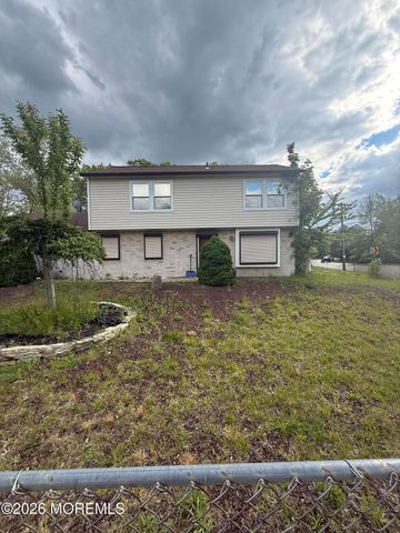 1346 Ventura Drive, Lakewood, NJ 08701