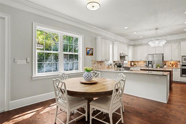 3014 W WAVERLY AVENUE, Tampa, FL 33629