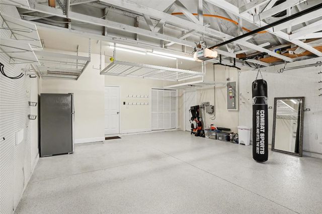 3014 W WAVERLY AVENUE, Tampa, FL 33629